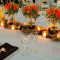 Украшение свадебного стола цветами